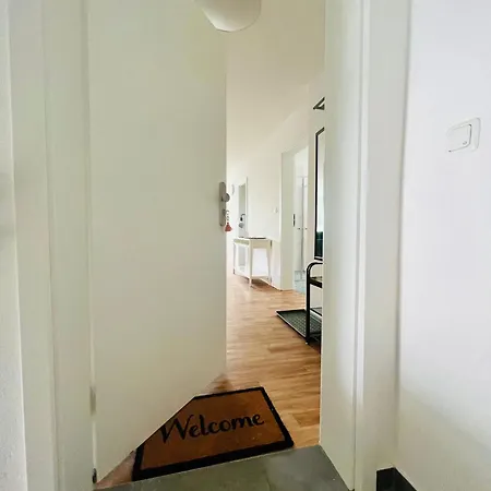 Ferienwohnung Frida Apartman *